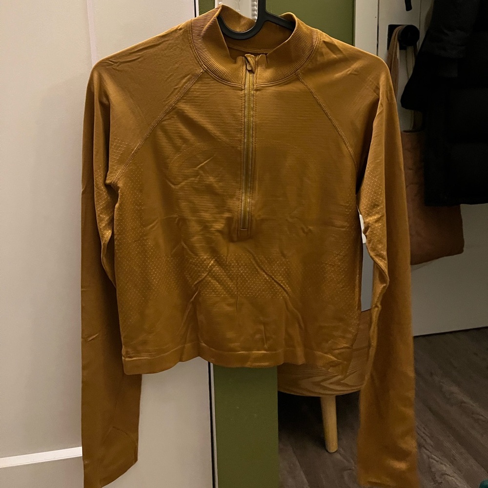 Lululemon Cropped Quarter Zip